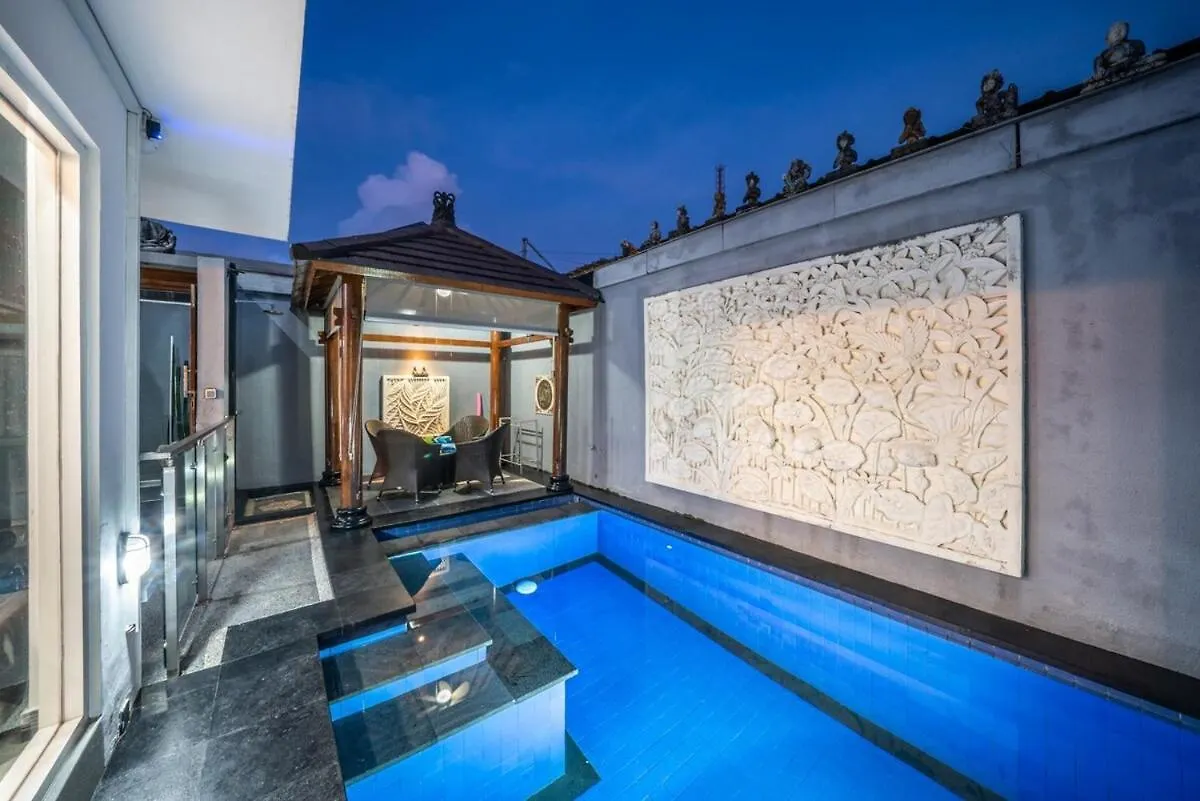 3 Bedroom Private Pool Villa In Kuta Kuta